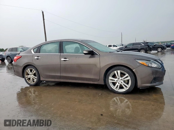 2017 Nissan Altima SR with VIN 1N4BL3AP8HC115359, listed as a Copart auction lot 55838005 with 74,513 mi miles and Clean title. Bid and sale history available at DreamBid. Image 4.