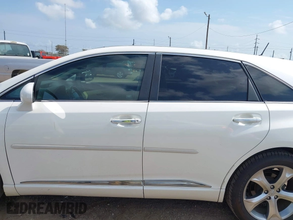 2011 Toyota Venza with VIN 4T3ZK3BB0BU040014, listed as a IAAI auction lot 42342427 with 183,446 mi miles and . Bid and sale history available at DreamBid. Image 14.