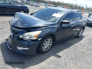 2015 Nissan Altima 2.5 S with VIN 1N4AL3AP9FC411130, listed as a IAAI auction lot 42042722 with 149,594 mi miles. Bid and sale history available at carsss.com. Image 17.