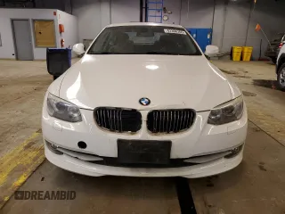 2011 BMW 3 Series 328i xDrive z VIN WBAKF3C57BE567244, wystawiony jako Copart lot #43366365 z przebiegiem 136 886 mil mil oraz Szkody całkowita. Historia ofert i sprzedaży dostępna na DreamBid. Obrazek 5.