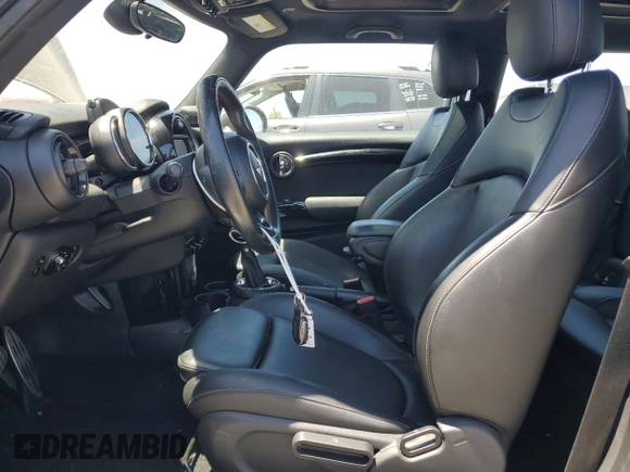 2017 MINI Hardtop Cooper S with VIN WMWXP7C52H2A44625, listed as a Copart auction lot 58011895 with 79,238 mi miles and Salvage title. Bid and sale history available at DreamBid. Image 7.