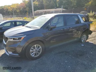 2023 Kia Carnival LX with VIN KNDNB4H33P6248790, listed as a Copart auction lot 76747534 with 40,102 mi miles and Salvage Title. Bid and sale history available at carsss.com. Image 1.
