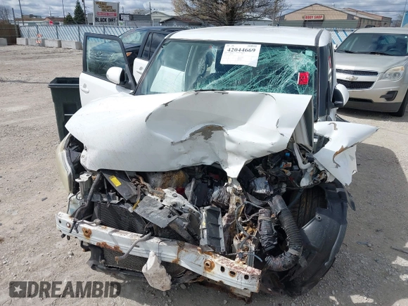 2009 Scion xB with VIN JTLKE50E691085814, listed as a IAAI auction lot 42044669 with Not Provided miles and . Bid and sale history available at DreamBid. Image 6.
