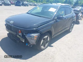 2024 Hyundai Kona Limited с VIN KM8HE3A68RU010317, выставлен на аукционе IAAI как лот 42270825 с пробегом 5 702 миль миль и . История ставок и продаж доступна на DreamBid. Изображение 2.