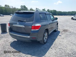 2011 Toyota Highlander Limited with VIN 5TDYK3EH3BS027884, listed as a IAAI auction lot 42527160 with 310,068 mi miles and . Bid and sale history available at DreamBid. Image 4.