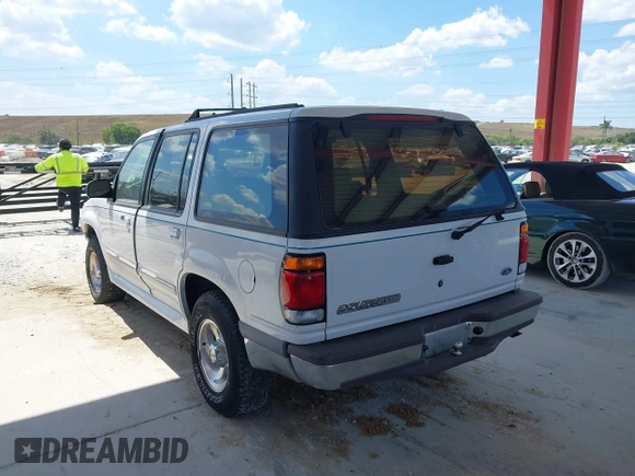 1995 Ford Explorer Eddie Bauer z VIN 1FMDU34X8SUC30858, wystawiony jako IAAI lot #41899260 z przebiegiem 85 842 mil mil oraz . Historia ofert i sprzedaży dostępna na DreamBid. Obrazek 3.