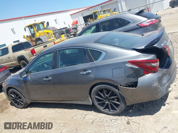 2017 Nissan Altima SV with VIN 1N4AL3AP3HC214621, listed as a IAAI auction lot 42002524 with 49,826 mi miles and . Bid and sale history available at carsss.com. Image 14.