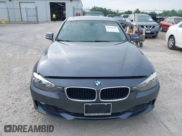 2014 BMW 3 Series 328i z VIN WBA3A5C58EP600887, wystawiony jako IAAI lot #42511539 z przebiegiem 137 055 mil mil oraz . Historia ofert i sprzedaży dostępna na DreamBid. Obrazek 12.