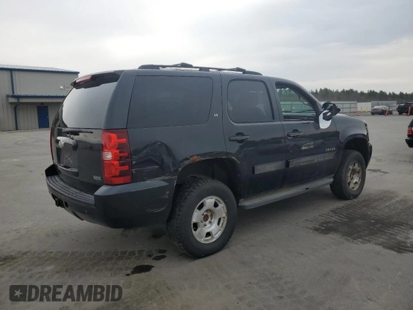 2011 Chevrolet Tahoe LT z VIN 1GNSKBE05BR258317, wystawiony jako Copart lot #54771685 z przebiegiem 214 722 mil mil oraz Szkoda całkowita • Salvage title. Historia ofert i sprzedaży dostępna na DreamBid. Obrazek 3.