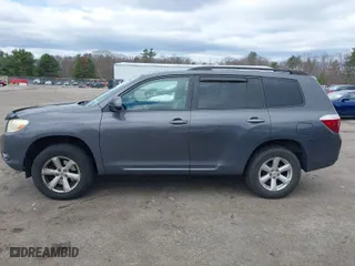2009 Toyota Highlander with VIN JTEES41A392122086, listed as a IAAI auction lot 42029292 with 268,092 mi miles. Bid and sale history available at carsss.com. Image 15.