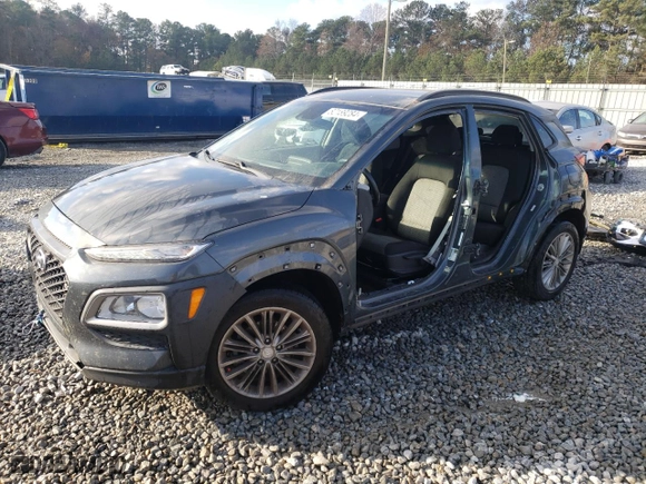 2021 Hyundai Kona SEL with VIN KM8K22AA7MU607366, listed as a Copart auction lot 82189284 with 100,544 mi miles and Salvage Title. Bid and sale history available at carsss.com. Image 1.