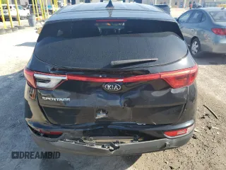 2017 Kia Sportage LX z VIN KNDPMCAC4H7103647, wystawiony jako Copart lot #56745355 z przebiegiem 105 461 mil mil oraz Szkoda całkowita • Salvage title. Historia ofert i sprzedaży dostępna na DreamBid. Obrazek 6.