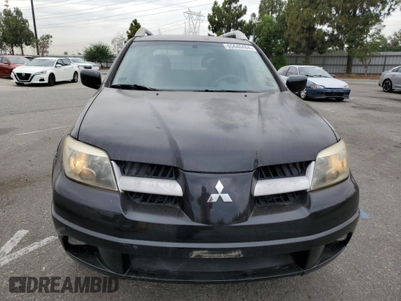 2006 Mitsubishi Outlander SE with VIN JA4LX41F36U052222, listed as a Copart auction lot 65640484 with 167,989 mi miles and Salvage Title. Bid and sale history available at carsss.com. Image 5.