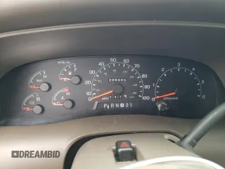 2001 Ford Excursion Limited z VIN 1FMNU43S41EC44930, wystawiony jako Copart lot #48939145 z przebiegiem 206 965 mil mil oraz Czysty tytuł • Clean title. Historia ofert i sprzedaży dostępna na DreamBid. Obrazek 9.