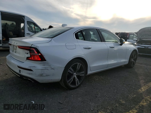 2021 Volvo S60 Inscription with VIN 7JRA22TL8MG096829, listed as a Copart auction lot 81316364 with 40,169 mi miles and Salvage Title. Bid and sale history available at carsss.com. Image 3.