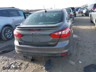 2012 Ford Focus Titanium with VIN 1FAHP3J2XCL421412, listed as a IAAI auction lot 41721565 with 117,632 mi miles. Bid and sale history available at carsss.com. Image 16.