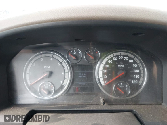 2009 Dodge 1500 Sport z VIN 1D3HV18T69S768289, wystawiony jako IAAI lot #42526478 z przebiegiem 179 907 mil mil oraz . Historia ofert i sprzedaży dostępna na DreamBid. Obrazek 7.
