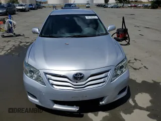 2011 Toyota Camry LE with VIN 4T1BF3EK7BU736234, listed as a Copart auction lot 56788335 with 252,084 mi miles and Clean Title. Bid and sale history available at DreamBid. Image 5.