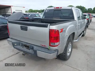 2008 GMC Sierra 1500 SLE1 с VIN 2GTEK13J081272039, выставлен на аукционе IAAI как лот 42261690 с пробегом 210 615 миль миль и . История ставок и продаж доступна на DreamBid. Изображение 4.