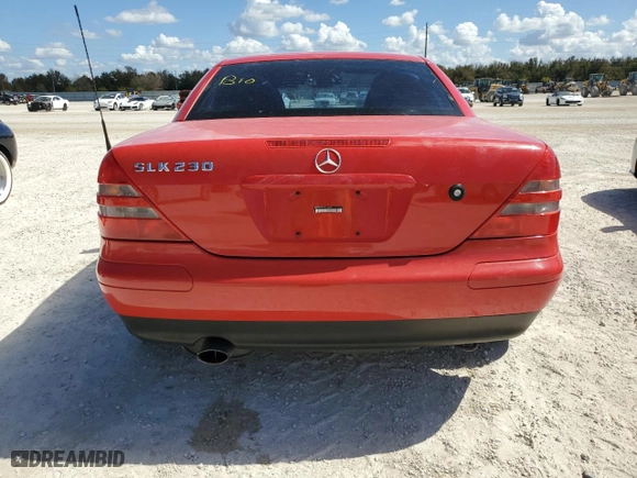 2000 Mercedes-Benz SLK-Class Kompressor with VIN WDBKK47F0YF152761, listed as a Copart auction lot 77760544 with 0 mi miles and Non Repairable. Bid and sale history available at carsss.com. Image 6.