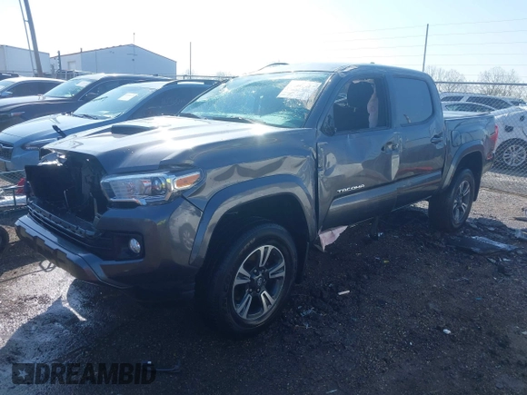 2017 Toyota Tacoma SR5 with VIN 3TMCZ5AN9HM066386, listed as a IAAI auction lot 41991947 with 117,350 mi miles. Bid and sale history available at carsss.com. Image 2.