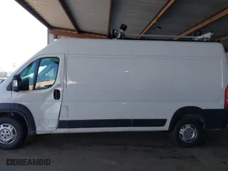 2022 Ram ProMaster Cargo Van with VIN 3C6LRVDG0NE128297, listed as a IAAI auction lot 41891258 with 45,100 mi miles. Bid and sale history available at carsss.com. Image 14.