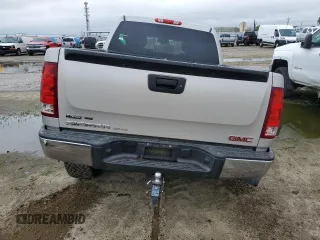 2009 GMC Sierra 1500 with VIN 3GTEC233X9G154562, listed as a Copart auction lot 49343825 with 200,986 mi miles and Salvage Title. Bid and sale history available at DreamBid. Image 6.