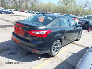 2014 Ford Focus SE with VIN 1FADP3F26EL223601, listed as a IAAI auction lot 41930554 with 190,275 mi miles. Bid and sale history available at carsss.com. Image 4.
