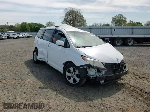 2012 Toyota Sienna LE AAS с VIN 5TDKK3DC1CS269618, выставлен на аукционе Copart как лот 49789095 с пробегом Не указан миль и Списание • Salvage title. История ставок и продаж доступна на DreamBid. Изображение 12.