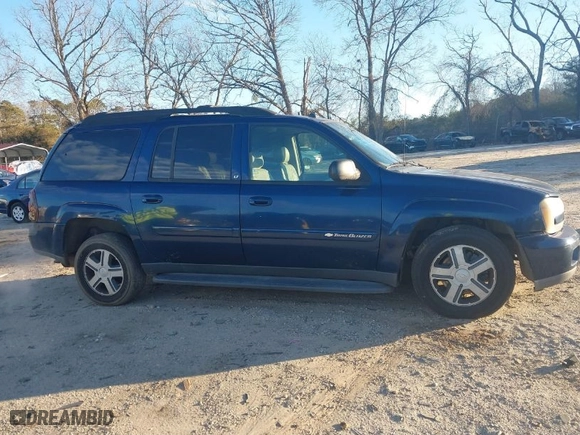 2004 Chevrolet TrailBlazer EXT LT with VIN 1GNES16S346234657, listed as a IAAI auction lot 41376648 with NaN miles. Bid and sale history available at carsss.com. Image 14.