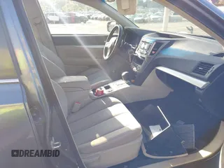 2013 Subaru Outback Premium z VIN 4S4BRCCC9D3314946, wystawiony jako IAAI lot #42327563 z przebiegiem 103 452 mil mil oraz . Historia ofert i sprzedaży dostępna na DreamBid. Obrazek 5.