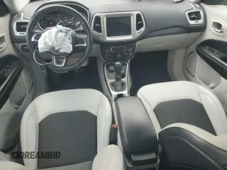2017 Jeep Compass Latitude с VIN 3C4NJDBB2HT656434, выставлен на аукционе Copart как лот 60483215 с пробегом 75 781 миль миль и Списание • Salvage title. История ставок и продаж доступна на DreamBid. Изображение 8.