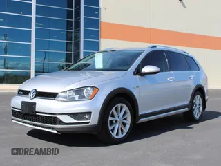 2017 Volkswagen Golf S z VIN 3VWH17AU0HM519775, wystawiony jako Copart lot #55654345 z przebiegiem 98 935 mil mil oraz Szkoda całkowita • Salvage title. Historia ofert i sprzedaży dostępna na DreamBid. Obrazek 2.