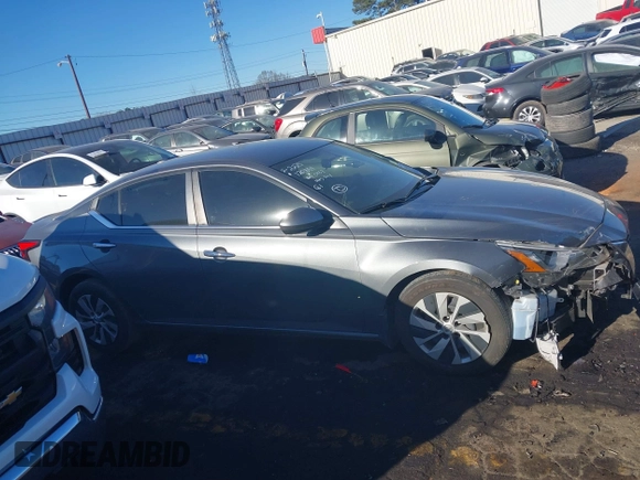 2019 Nissan Altima S with VIN 1N4BL4BV7KC100457, listed as a IAAI auction lot 41682304 with 42,703 mi miles and . Bid and sale history available at carsss.com. Image 13.