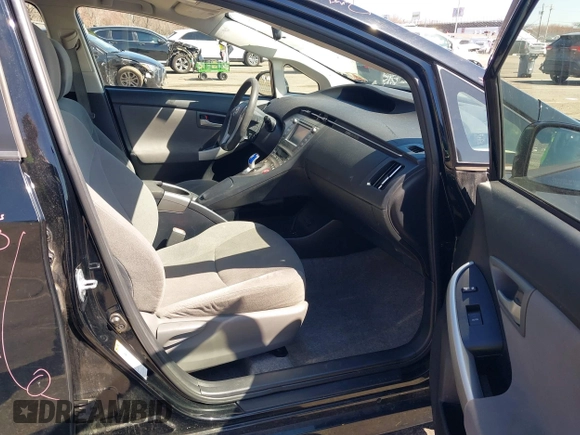 2014 Toyota Prius Four with VIN JTDKN3DU3E1775354, listed as a IAAI auction lot 41880808 with 133,086 mi miles. Bid and sale history available at carsss.com. Image 5.