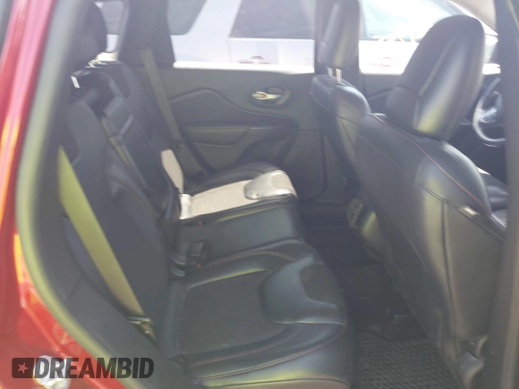 2016 Jeep Cherokee Trailhawk with VIN 1C4PJMBS9GW237059, listed as a IAAI auction lot 42079788 with 114,513 mi miles. Bid and sale history available at carsss.com. Image 8.