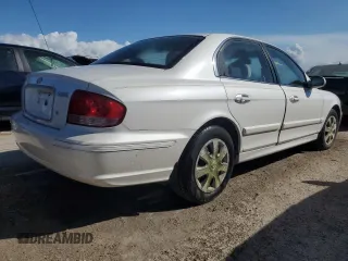 2002 Hyundai Sonata with VIN KMHWF25S82A665767, listed as a Copart auction lot 77455604 with 38,138 mi miles and Non Repairable. Bid and sale history available at carsss.com. Image 3.