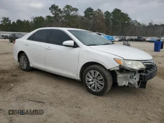 2014 Toyota Camry L with VIN 4T1BF1FKXEU462292, listed as a Copart auction lot 44062445 with 172,634 mi miles and Salvage Title. Bid and sale history available at carsss.com. Image 4.