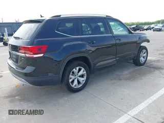 2018 Volkswagen Atlas SE with VIN 1V2CR2CA7JC535473, listed as a IAAI auction lot 42279008 with 88,409 mi miles and . Bid and sale history available at DreamBid. Image 4.