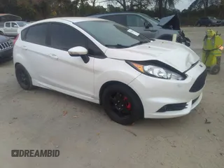 2019 Ford Fiesta ST with VIN 3FADP4GX7KM135182, listed as a IAAI auction lot 40706243 with 88,000 mi miles. Bid and sale history available at carsss.com. Image 1.