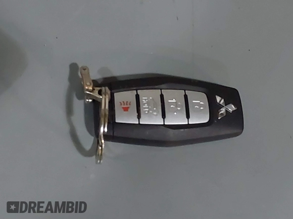 2024 Mitsubishi Outlander SEL z VIN JA4J4WA84RZ054131, wystawiony jako IAAI lot #41555718 z przebiegiem 17 559 mil mil oraz . Historia ofert i sprzedaży dostępna na DreamBid. Obrazek 11.