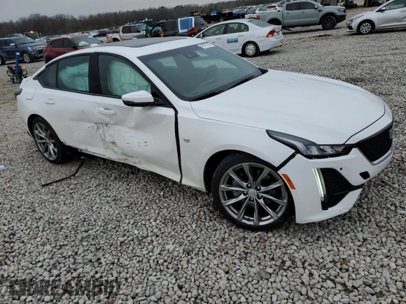 2024 Cadillac CT5 Sport z VIN 1G6DP5RK8R0130218, wystawiony jako Copart lot #45973105 z przebiegiem 6 878 mil mil oraz Szkoda całkowita • Salvage title. Historia ofert i sprzedaży dostępna na DreamBid. Obrazek 4.