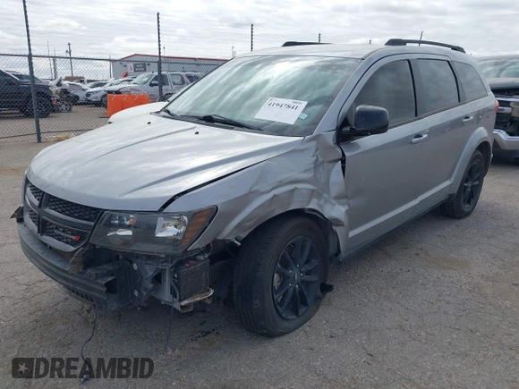 2019 Dodge Journey SE z VIN 3C4PDCBB5KT861358, wystawiony jako IAAI lot #41947841 z przebiegiem 82 099 mil mil oraz . Historia ofert i sprzedaży dostępna na DreamBid. Obrazek 18.