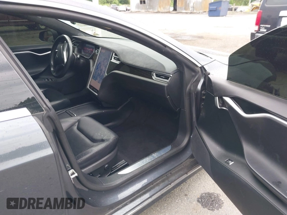 2016 Tesla Model S 70 с VIN 5YJSA1E17GF174544, выставлен на аукционе IAAI как лот 42221358 с пробегом 114 354 миль миль и . История ставок и продаж доступна на DreamBid. Изображение 5.