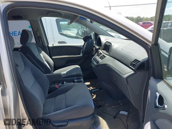 2005 Honda Odyssey LX with VIN 5FNRL38295B038177, listed as a IAAI auction lot 42618657 with 260,881 mi miles and . Bid and sale history available at DreamBid. Image 5.