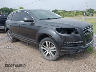 2014 Audi Q7 Premium Plus z VIN WA1LGAFE5ED013547, wystawiony jako IAAI lot #42290048 z przebiegiem 179 269 mil mil oraz . Historia ofert i sprzedaży dostępna na DreamBid. Obrazek 1.