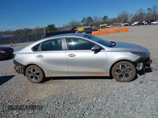 2019 Kia Forte LXS with VIN 3KPF24AD1KE117349, listed as a IAAI auction lot 41639083 with 64,112 mi miles. Bid and sale history available at carsss.com. Image 13.