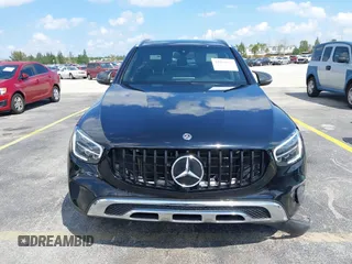 2020 Mercedes-Benz GLC 300 z VIN WDC0G8DB3LF734343, wystawiony jako IAAI lot #41894613 z przebiegiem 88 728 mil mil oraz . Historia ofert i sprzedaży dostępna na DreamBid. Obrazek 12.