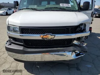 2019 Chevrolet Express Passenger LT with VIN 1GAZGPFG0K1196401, listed as a Copart auction lot 48614795 with 98,925 mi miles and Salvage Title. Bid and sale history available at carsss.com. Image 12.
