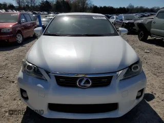 2012 Lexus CT 200h z VIN JTHKD5BHXC2073056, wystawiony jako Copart lot #48620684 z przebiegiem 106 505 mil mil oraz Szkoda całkowita • Salvage title. Historia ofert i sprzedaży dostępna na DreamBid. Obrazek 5.